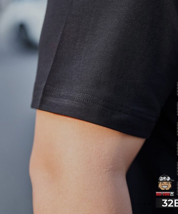 Áo thun tay ngắn polo hoạ tiết đối xứng đều 8 Áo thun tay ngắn polo hoạ tiết đối xứng đều 3