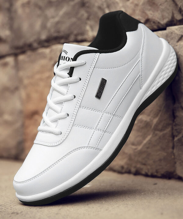 Alternative view of Giầy Bata thể thao ráp màu da mờ basic tối giản