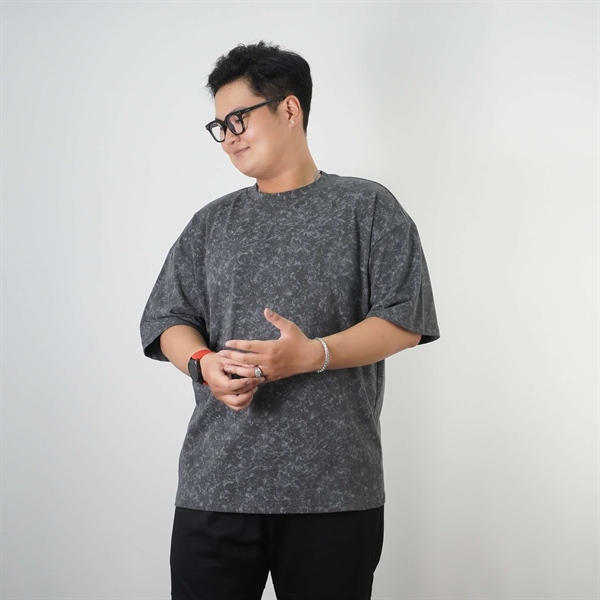 Áo thun tay ngắn cotton thick fabric nhuộm loang khói tay áoraglan phong cách Retro 3 Áo thun tay ngắn cotton thick fabric nhuộm loang khói tay áoraglan phong cách Retro - Ảnh 3