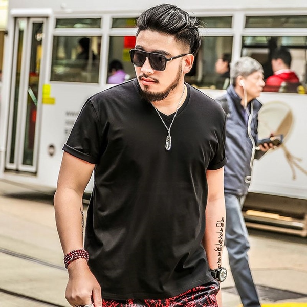 Áo thun cổ tim tay ngắn trơn basic - Đen - 2XL