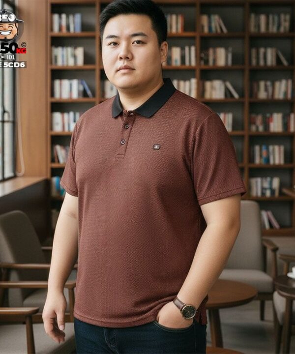 Alternative view of Áo thun tay ngắn polo big size caro nâu phối cổ đen sang trọng