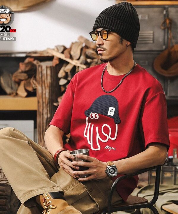 Alternative view of Áo thun tay ngắn cách điệu con bạch tuột hand đeo nón cá tính