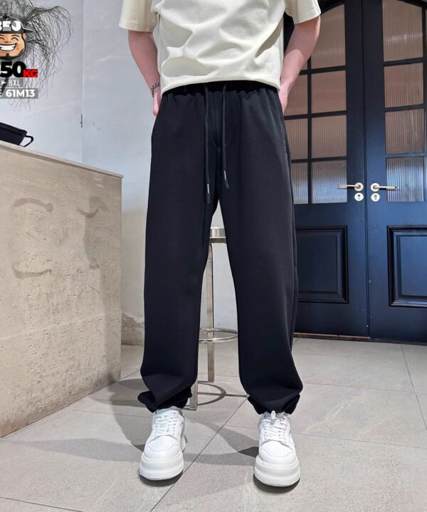 Alternative view of Quần dài thun jogger basic dog hand sign