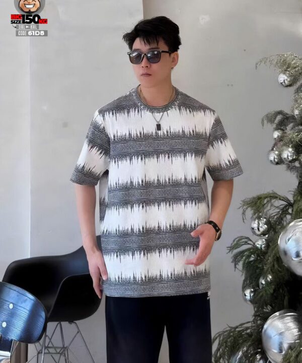 Alternative view of Áo thun tay ngắn texture sọc họa tiết home dải vibe tide