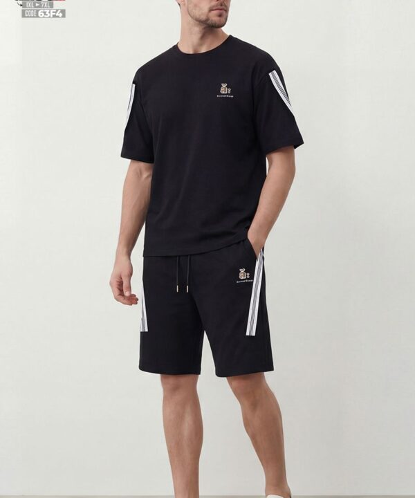 Home 35 Alternative view of Đồ bộ cotton mát nhẹ form rộng phối sọc hai bên phong cách daily sport